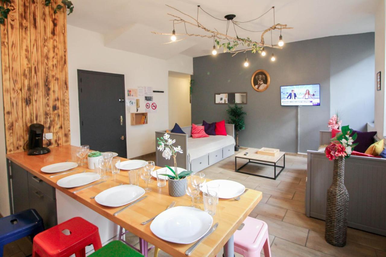Calme En Centre Ville Appartement , Spacieux Et Renove A 50M De La Place Carnot Carcassonne Buitenkant foto