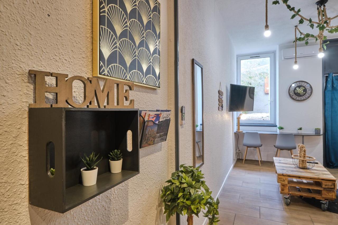 Calme En Centre Ville Appartement , Spacieux Et Renove A 50M De La Place Carnot Carcassonne Buitenkant foto