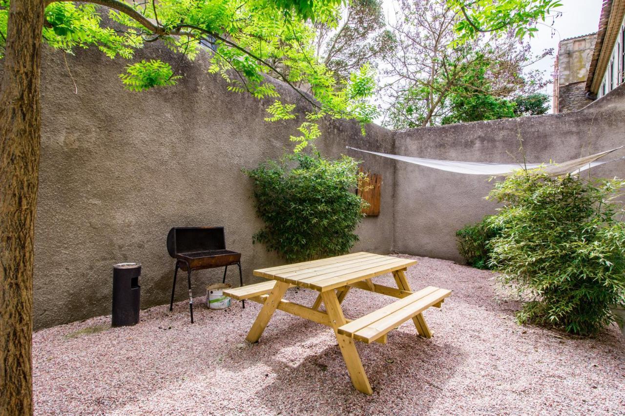 Calme En Centre Ville Appartement , Spacieux Et Renove A 50M De La Place Carnot Carcassonne Buitenkant foto